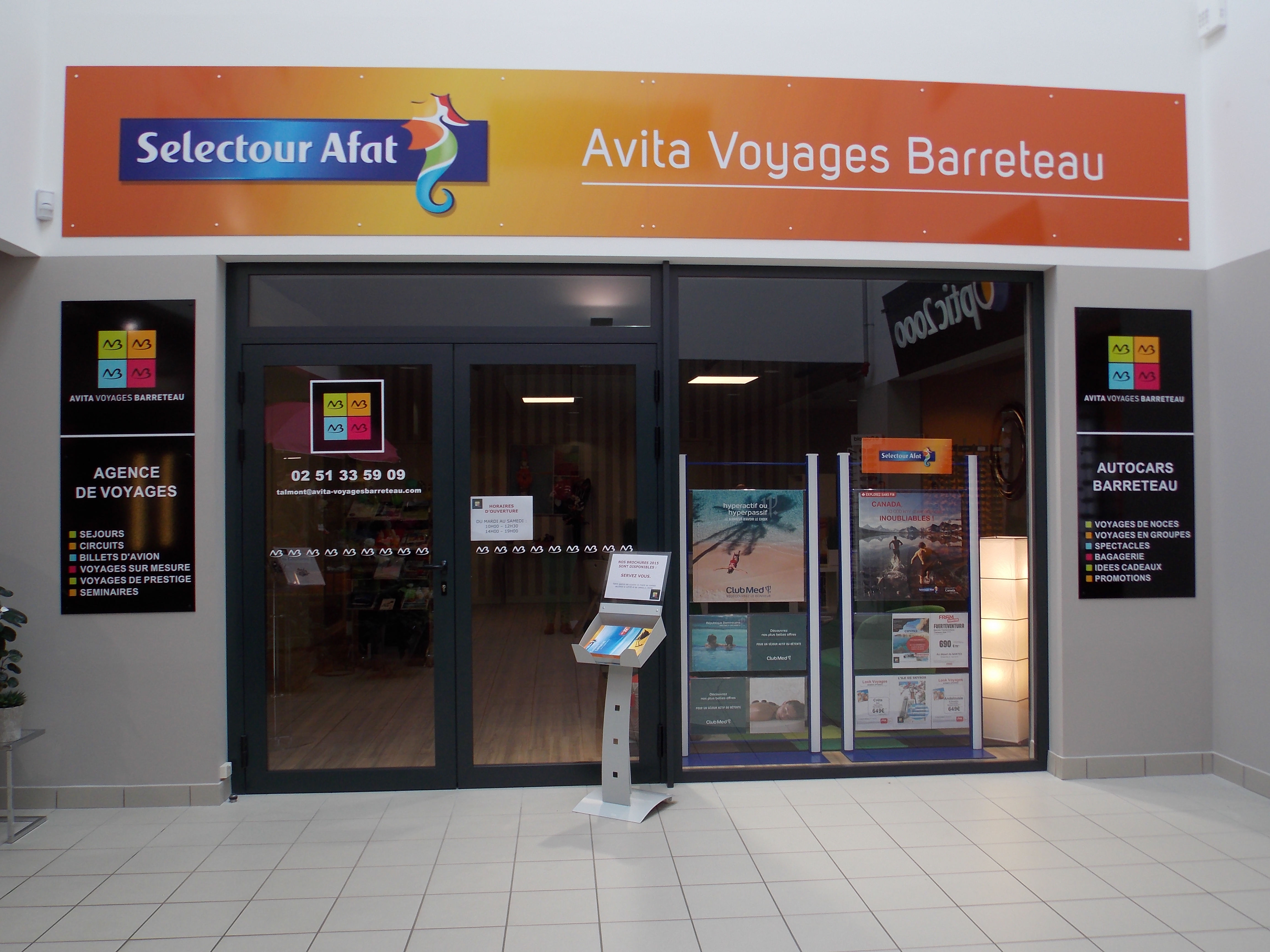 exterieur agence de voyages AVITA Voyages Barreteau - SELECTOUR - talmont st hilaire  85 vendée